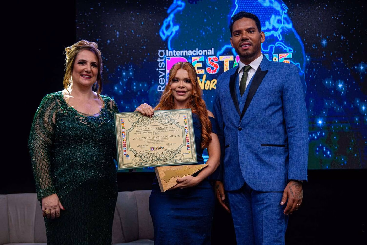 Troféu Internacional Destaque Nordeste: Homenageada na 8ª edição da Revista Internacional Destaque Nordeste.